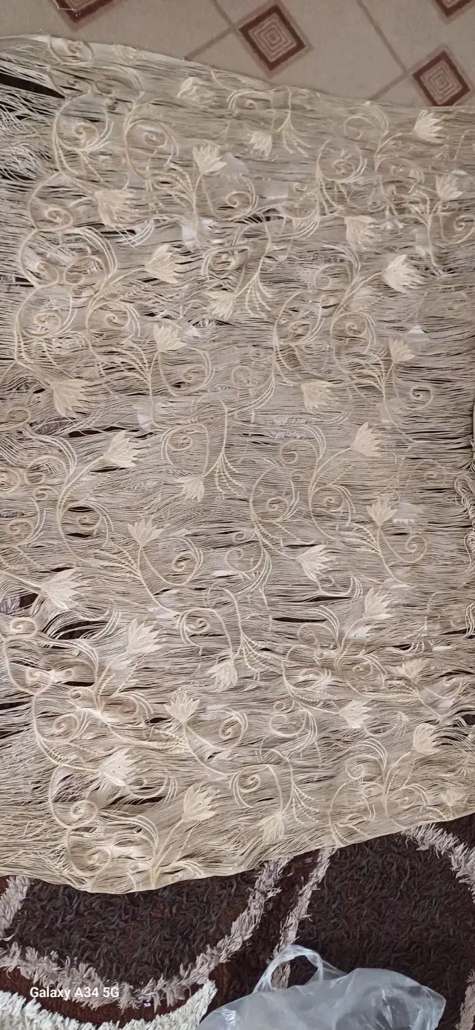 پرده ریش ریشی|پرده، رانر، رومیزی|ساری, |دیوار