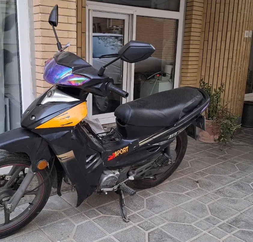 ویو|موتورسیکلت|همدان, |دیوار