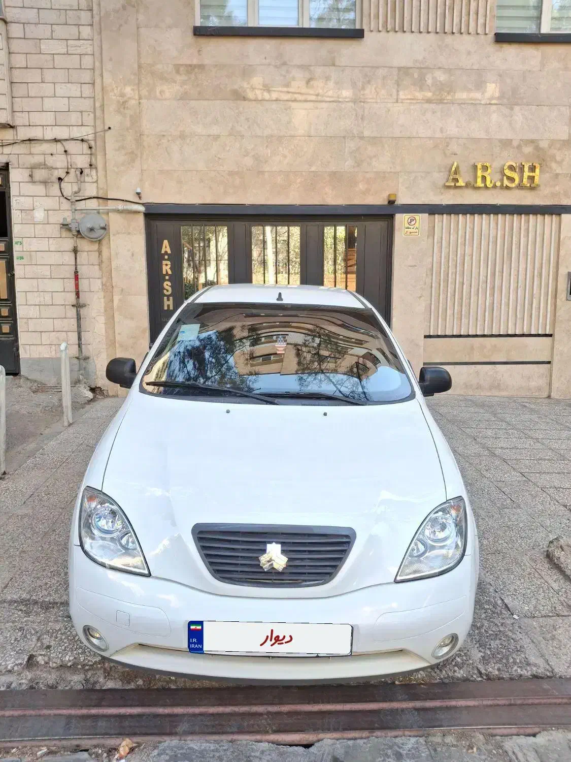 تیبا ۹۸ صندوق دار درحد|خودرو سواری و وانت|تهران, جوادیه تهرانپارس|دیوار