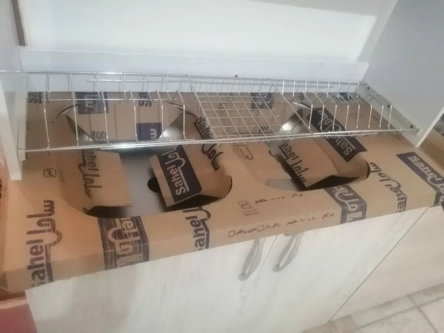 سینگ ظرفشویی با ابچک|آب‌چکان و نظم‌دهنده ظروف|کرمان, |دیوار