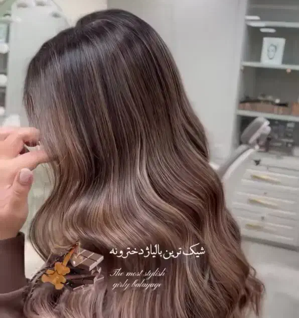 رنگ و مش|خدمات آرایشگری و زیبایی|رشت, جهاد|دیوار