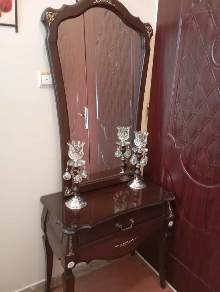 آینه و کنسول وشمعدانی|بوفه، ویترین، کنسول|بروجرد, |دیوار