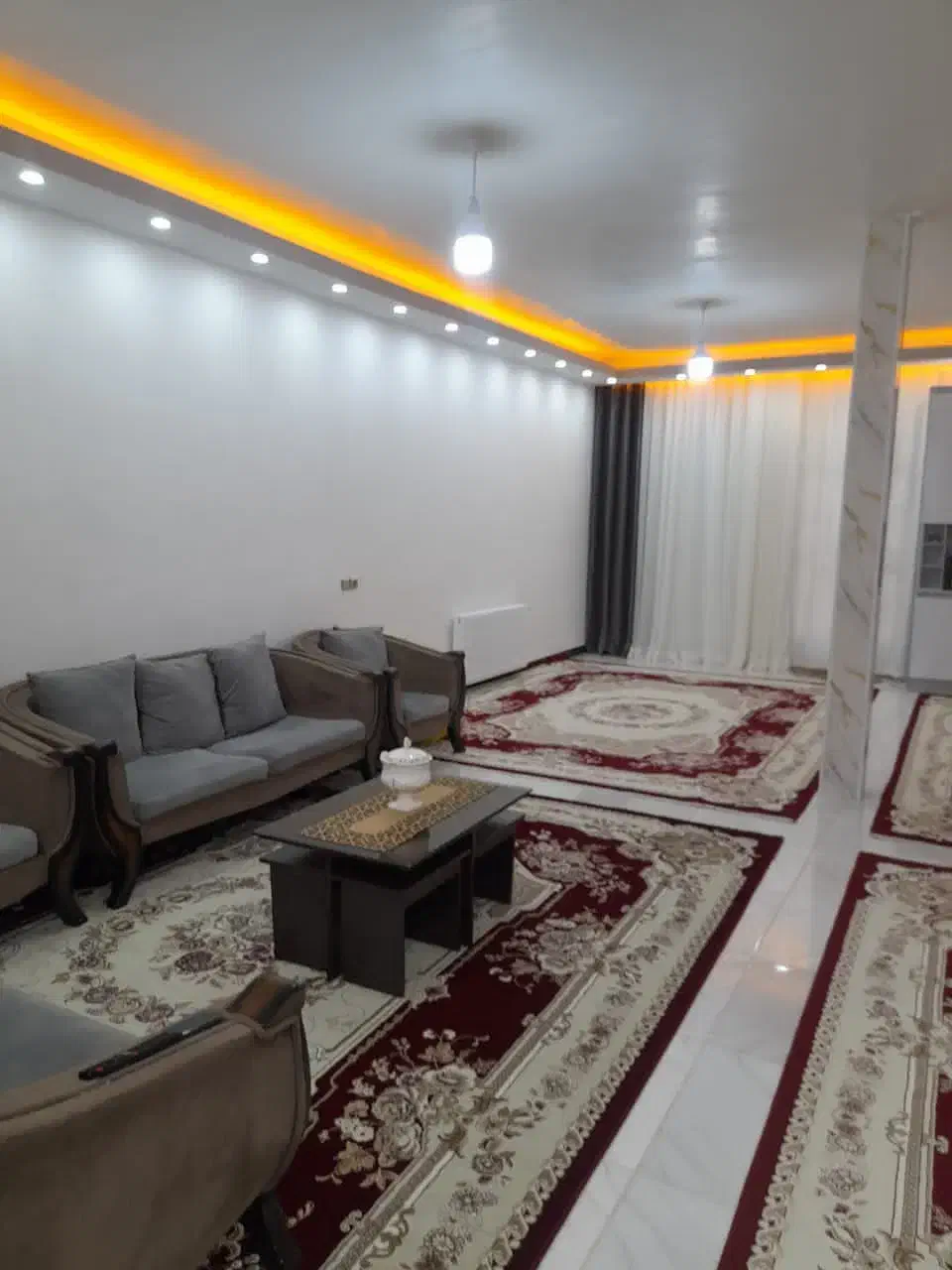 ۷۰۰ دستگاه، ویلایی، بازسازی کامل|فروش خانه و ویلا|اسلامآباد غرب, |دیوار