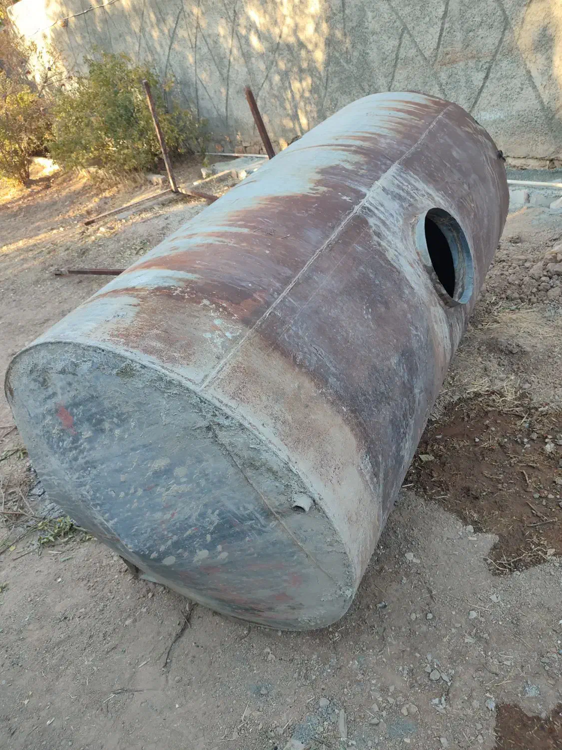 تانکر آب ورق گالوانیزه ۲۰۰۰ هزار لیتری|مصالح و تجهیزات ساختمان|کرمانشاه, |دیوار