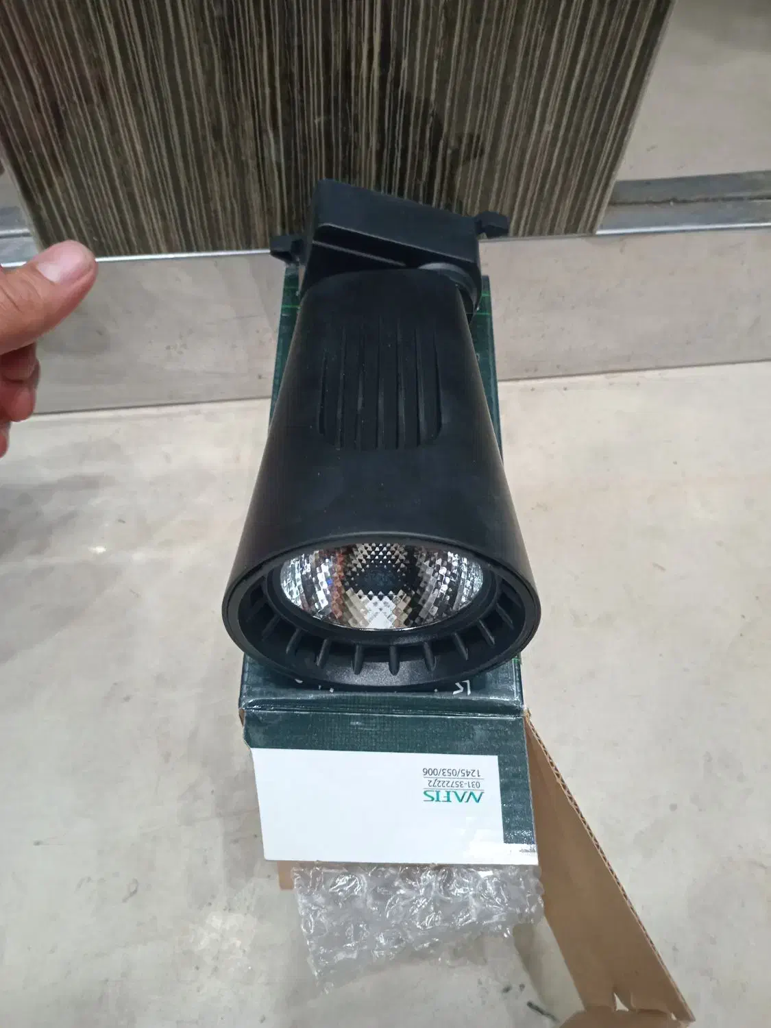 چراغ نقطه زن ریلی|لامپ و چراغ|اردبیل, |دیوار