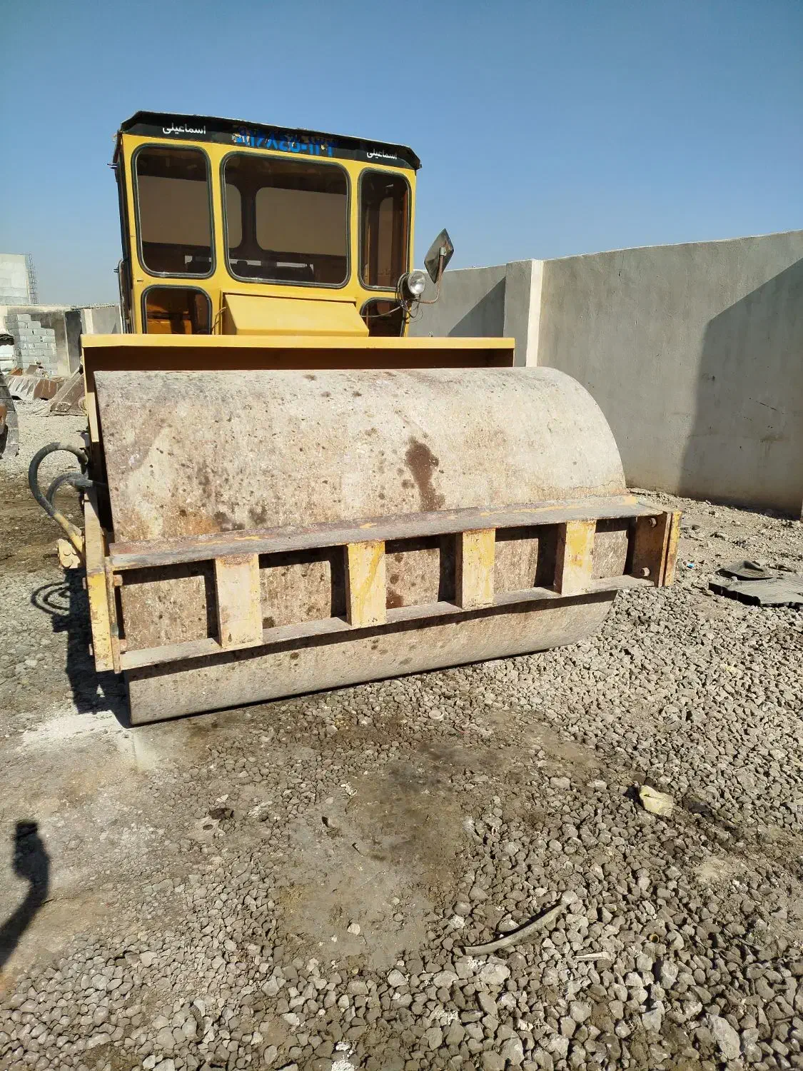 غلطک هپکو|خودرو سنگین|ابریشم, |دیوار