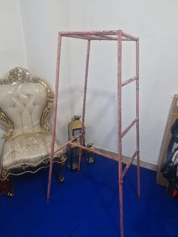 چهارپایه فلزی|صندلی و نیمکت|بوشهر, |دیوار