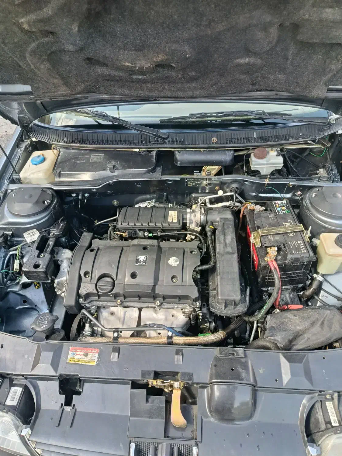 فروشی|خودرو سواری و وانت|بروجرد, |دیوار