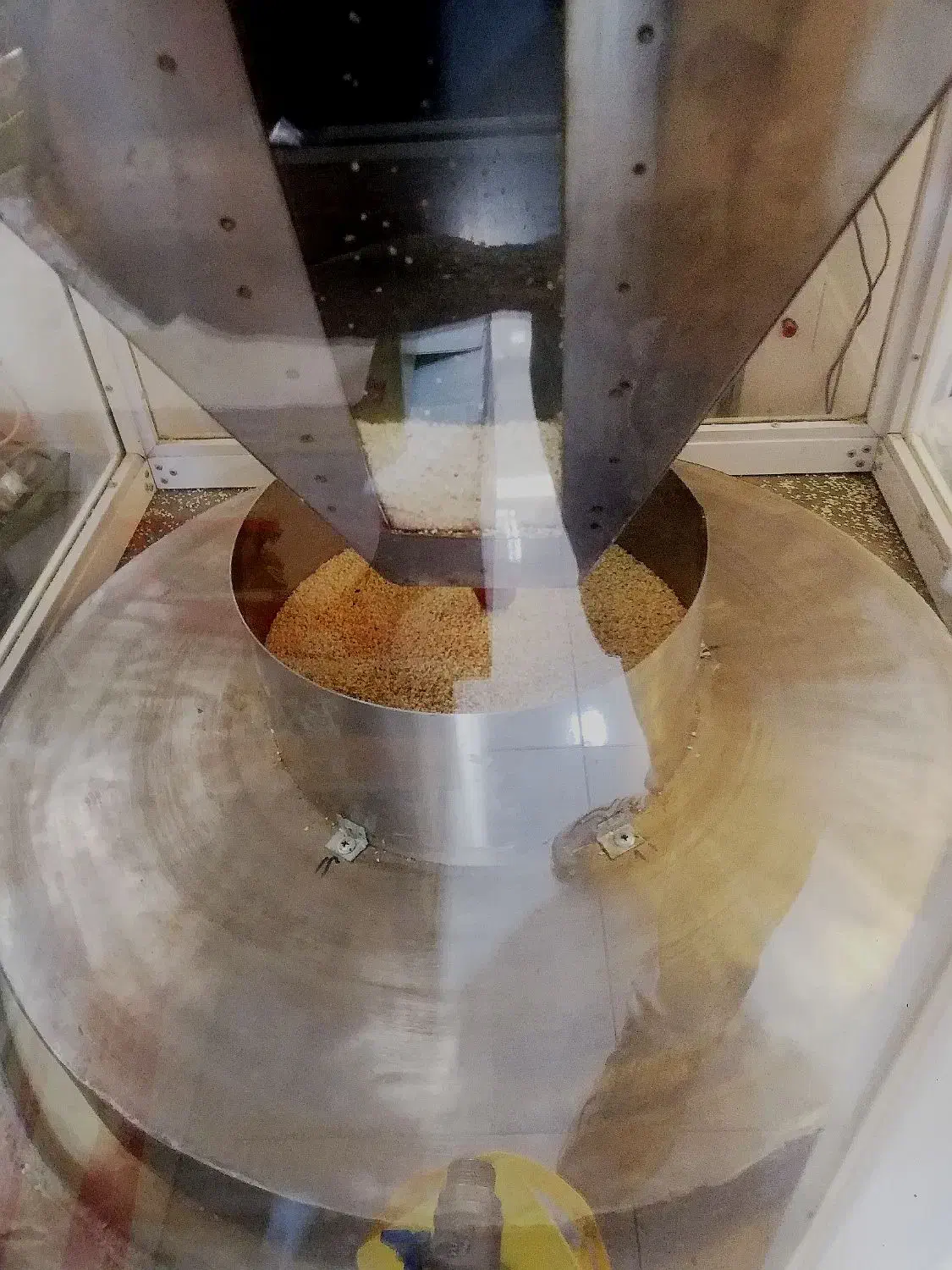 دستگاه ارده گیر سنگی کارگاهی|فروشگاه و مغازه|کاشمر, |دیوار