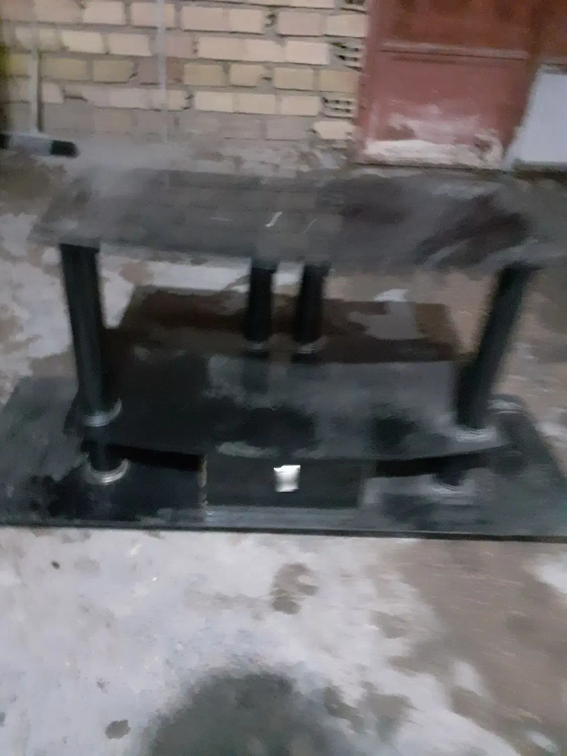 یک عدد میز زیرتلویزیون به فروش میرسد|میز تلویزیون|مسجد سلیمان, |دیوار