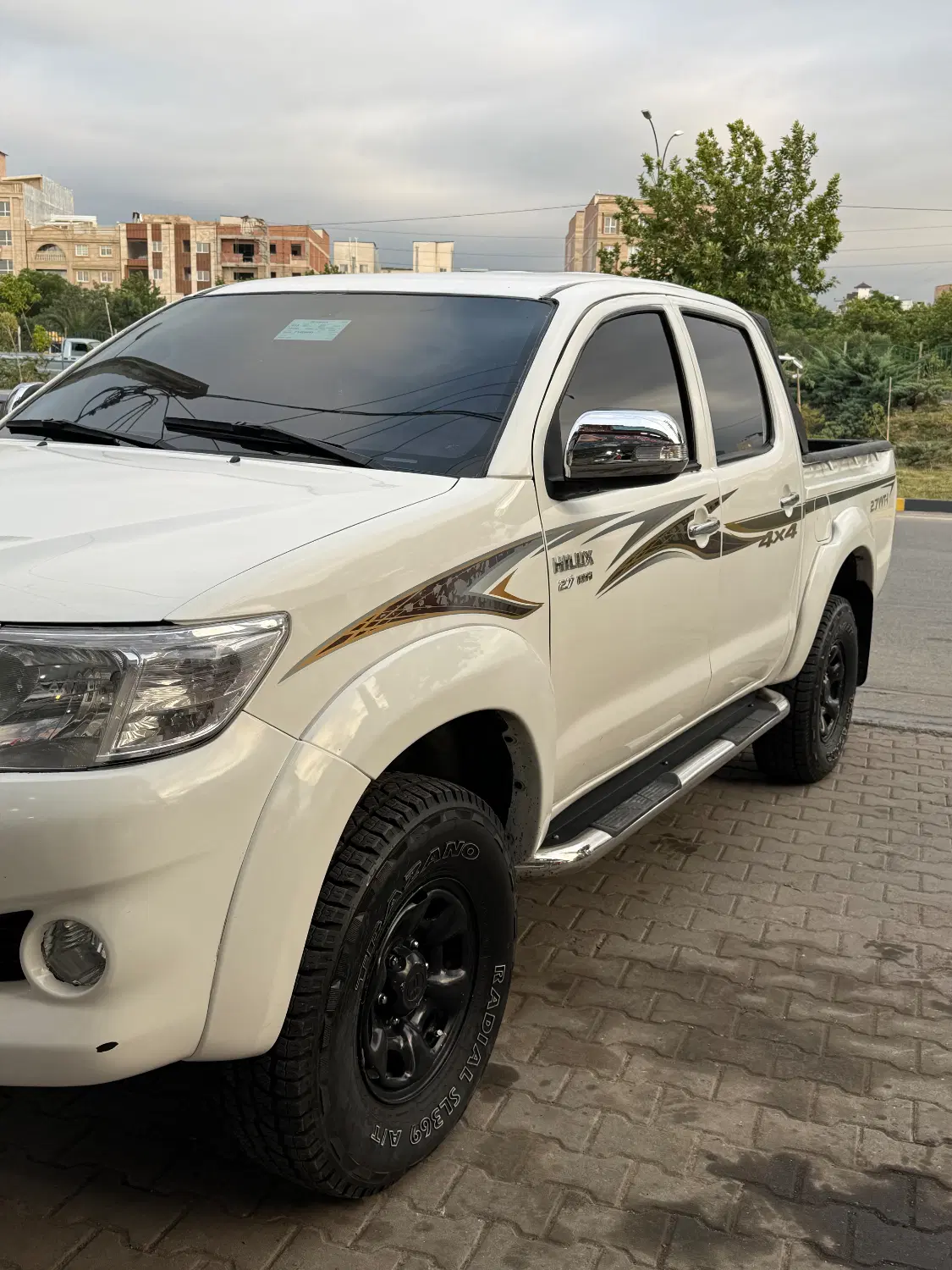 هایلوکس HILUX|خودرو سواری و وانت|گرگان, |دیوار