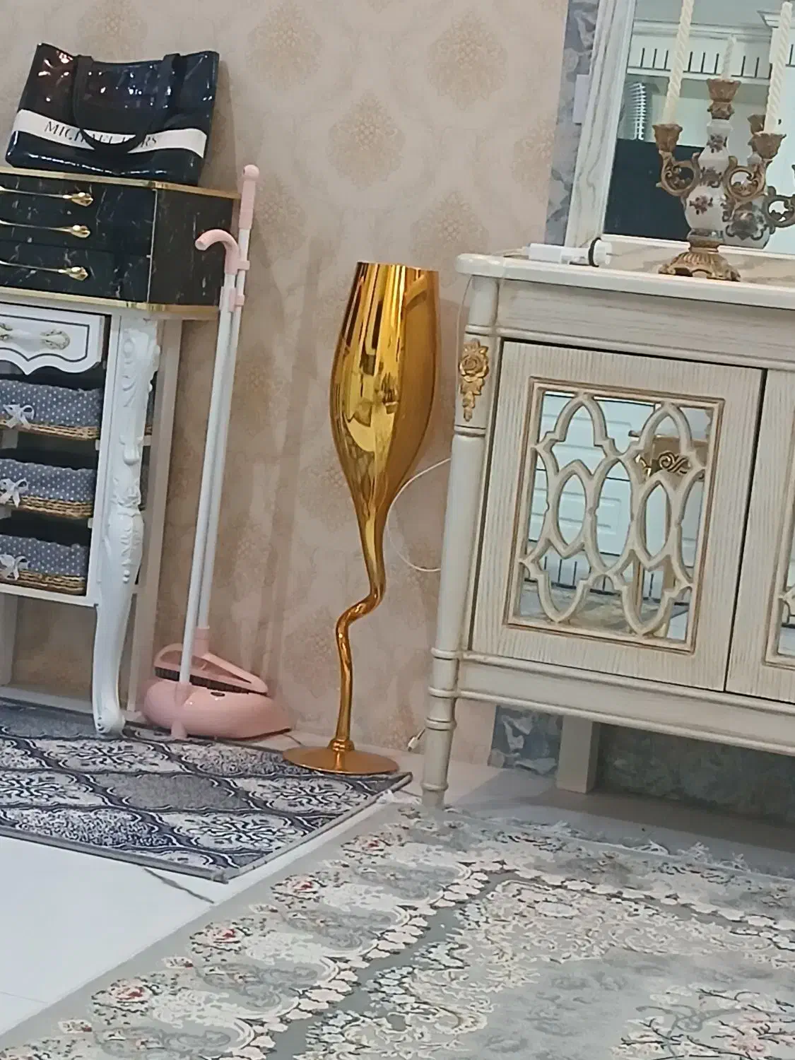گلدان دکوری|صنایع دستی و سایر لوازم تزئینی|چناران, |دیوار