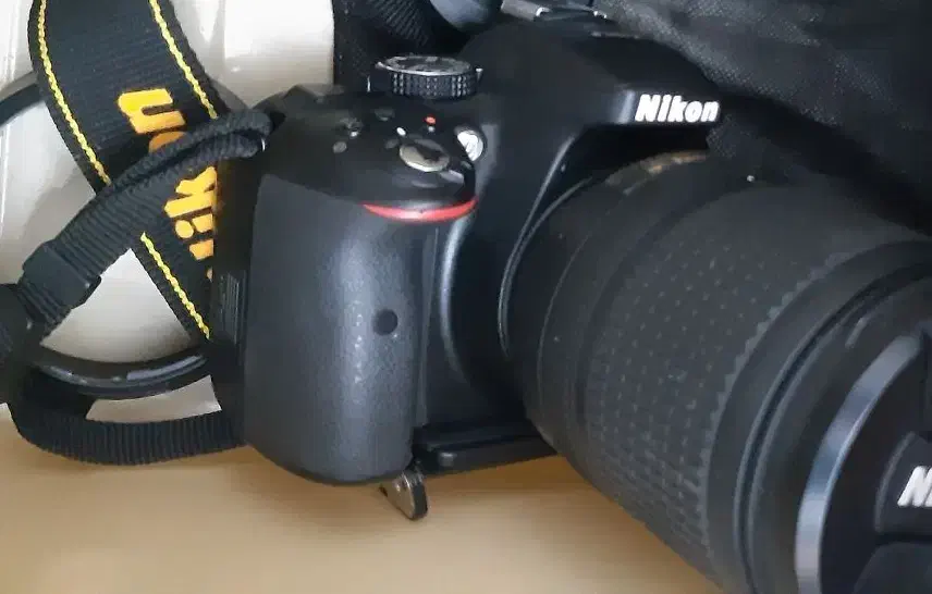 دوربین نیکون|دوربین عکاسی و فیلم‌برداری|سرخرود, |دیوار