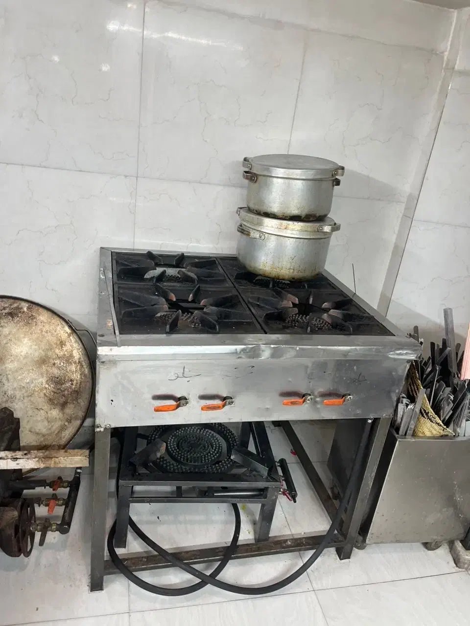 فروش منقل،یخچال و گاز ۴ شعله|اجاق گاز و لوازم برقی پختوپز|تهران, مشیریه|دیوار