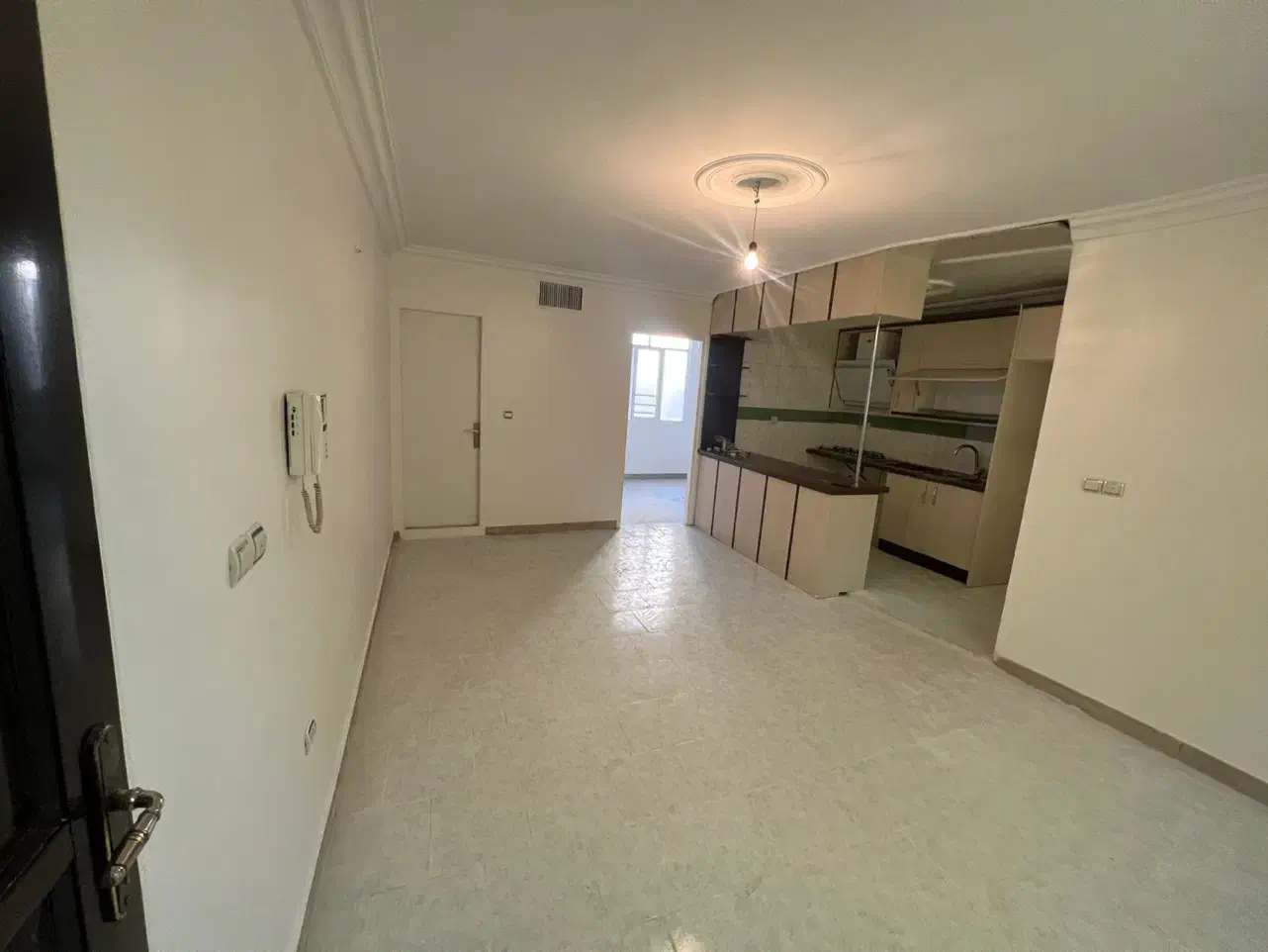 ۵۰متر پارکینگ دار دکتر هوشیار