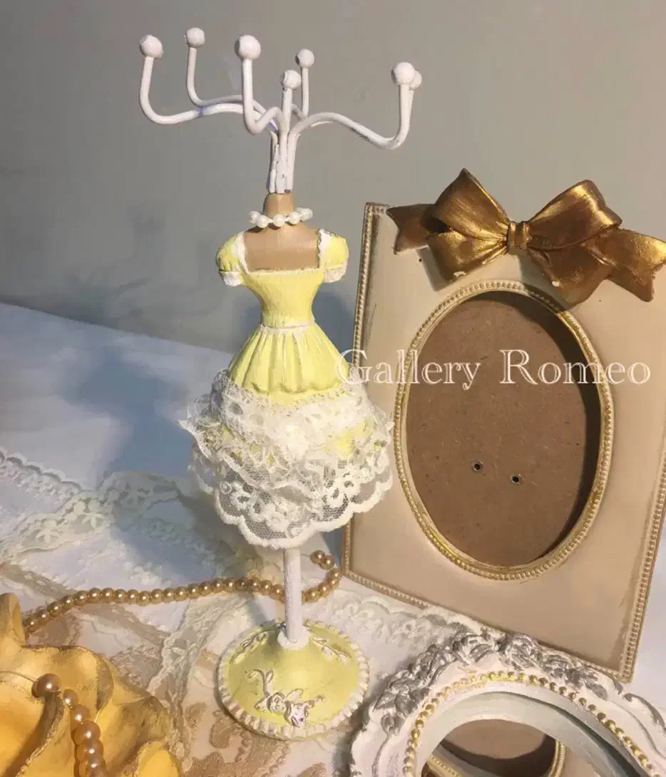 دکور خاص گالری رومئو لیمویی|صنایع دستی و سایر لوازم تزئینی|تهران, زعفرانیه|دیوار