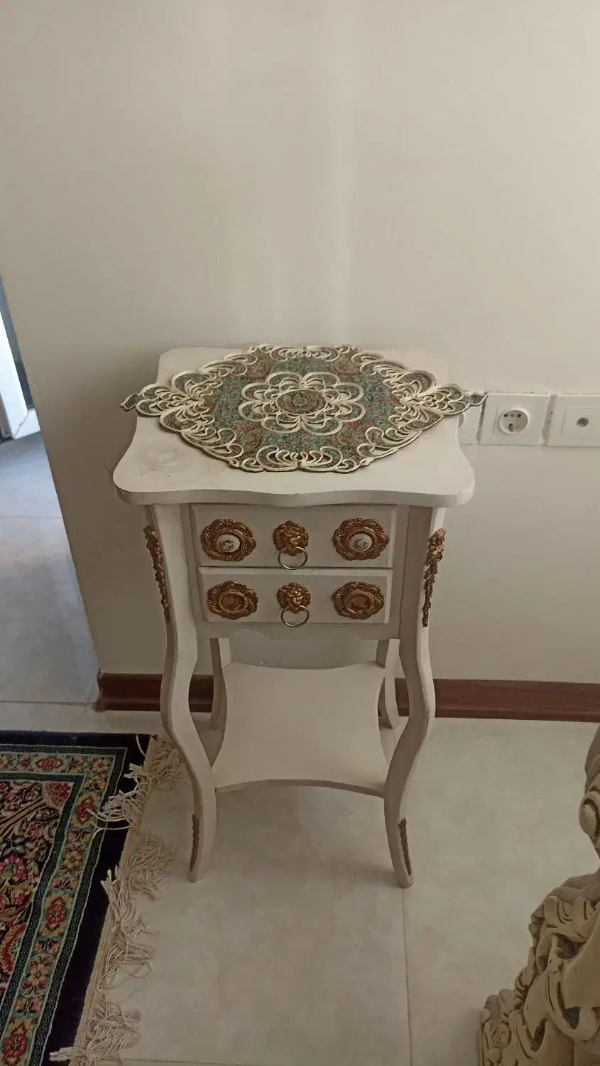 بوفه .میز تلفن .ساعت|بوفه، ویترین، کنسول|مشهد, الهیه|دیوار