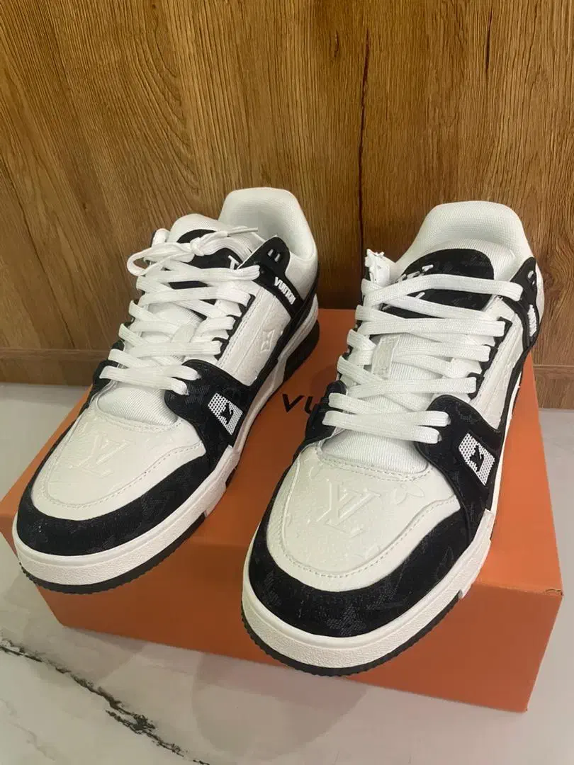 کتونی louis vuitton|کیف، کفش، کمربند|تهران, ایوانک|دیوار