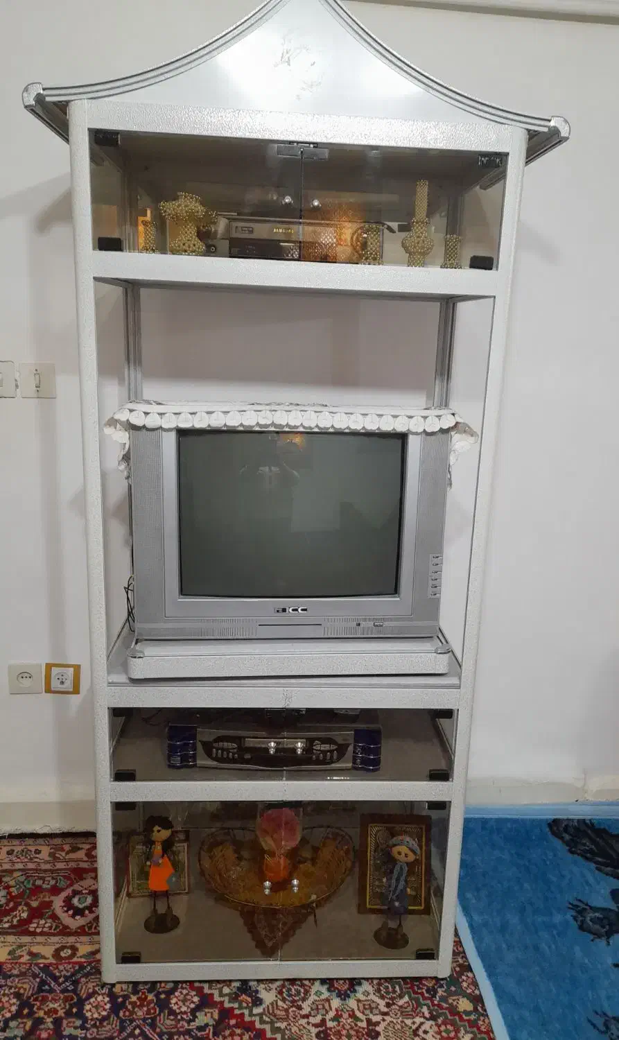 تلوزیون ومیز|تلویزیون و پروژکتور|مراغه, |دیوار