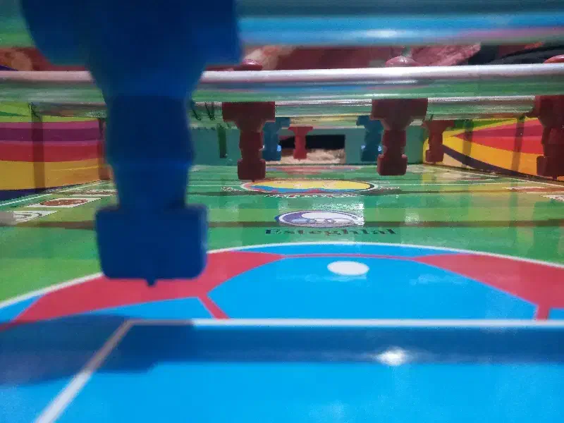 فوتبال دستی|اسباب‌‌بازی|میانه, |دیوار