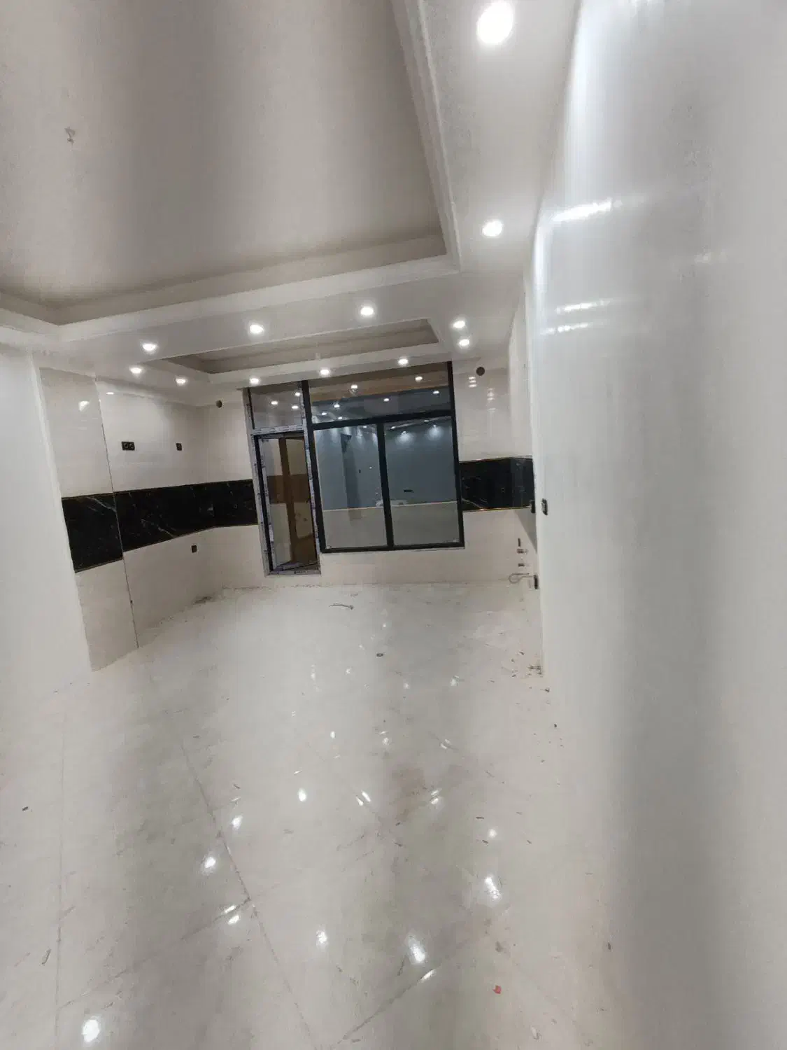 97متر/طبقه4/خام/2خواب/نزدیک خیابان اصلی|فروش آپارتمان|قرچک, پارس سرام|دیوار