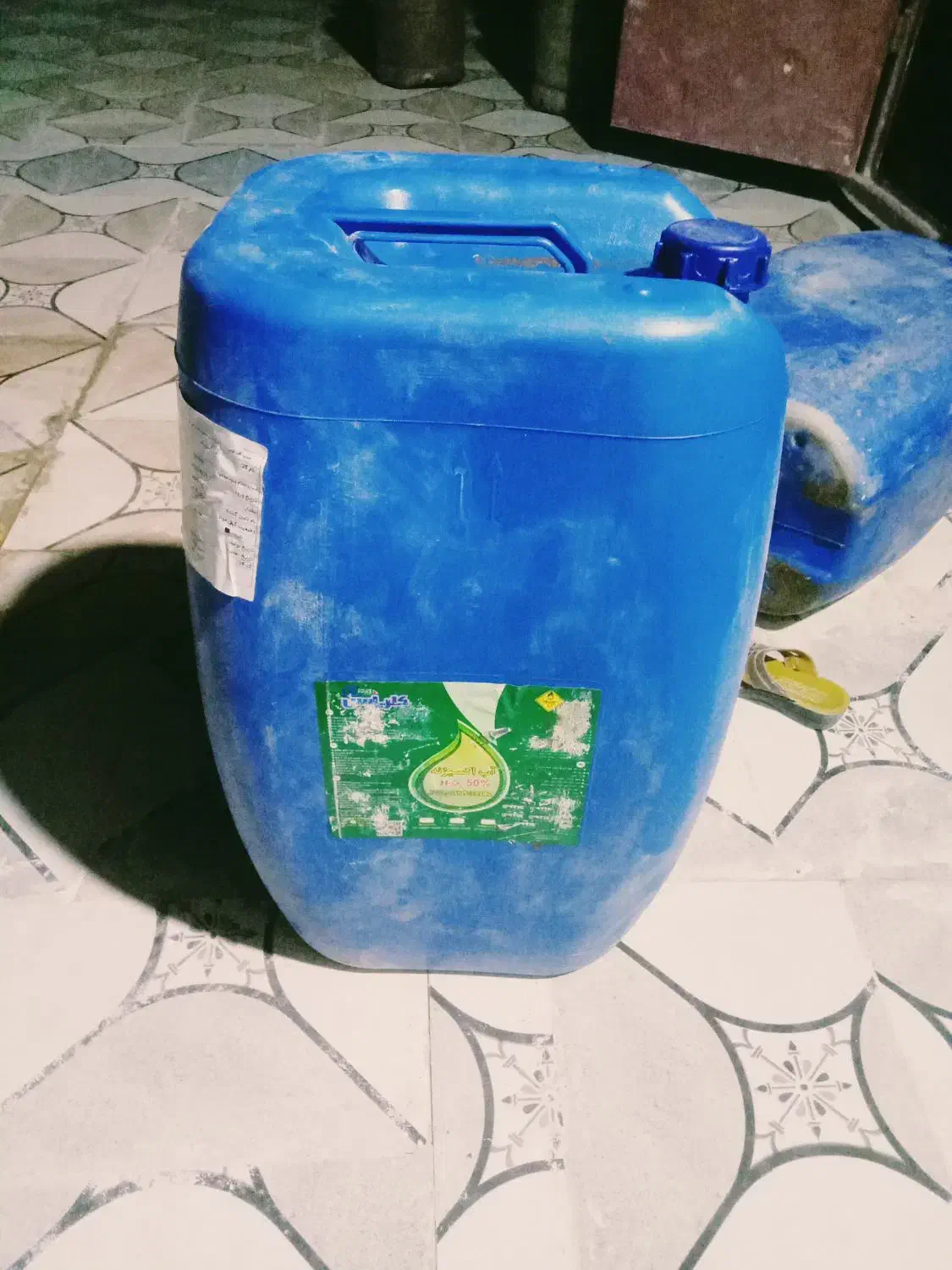 گالن شصتی|ظروف نگهدارنده، پلاستیکی، یکبارمصرف|هامون, |دیوار