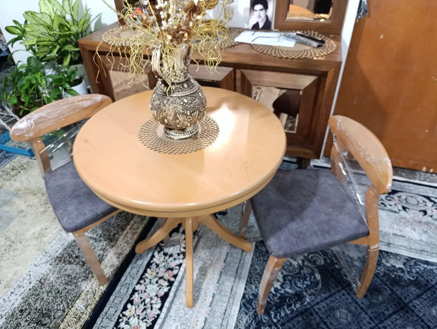 میز ناهارخوری ۲نفره نونونو|میز و صندلی غذاخوری|شیراز, مسلم|دیوار