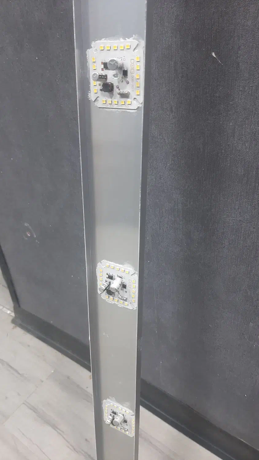 نور ، لامپ ، ۲۰۰ وات|لامپ و چراغ|شیروان (خراسان), |دیوار