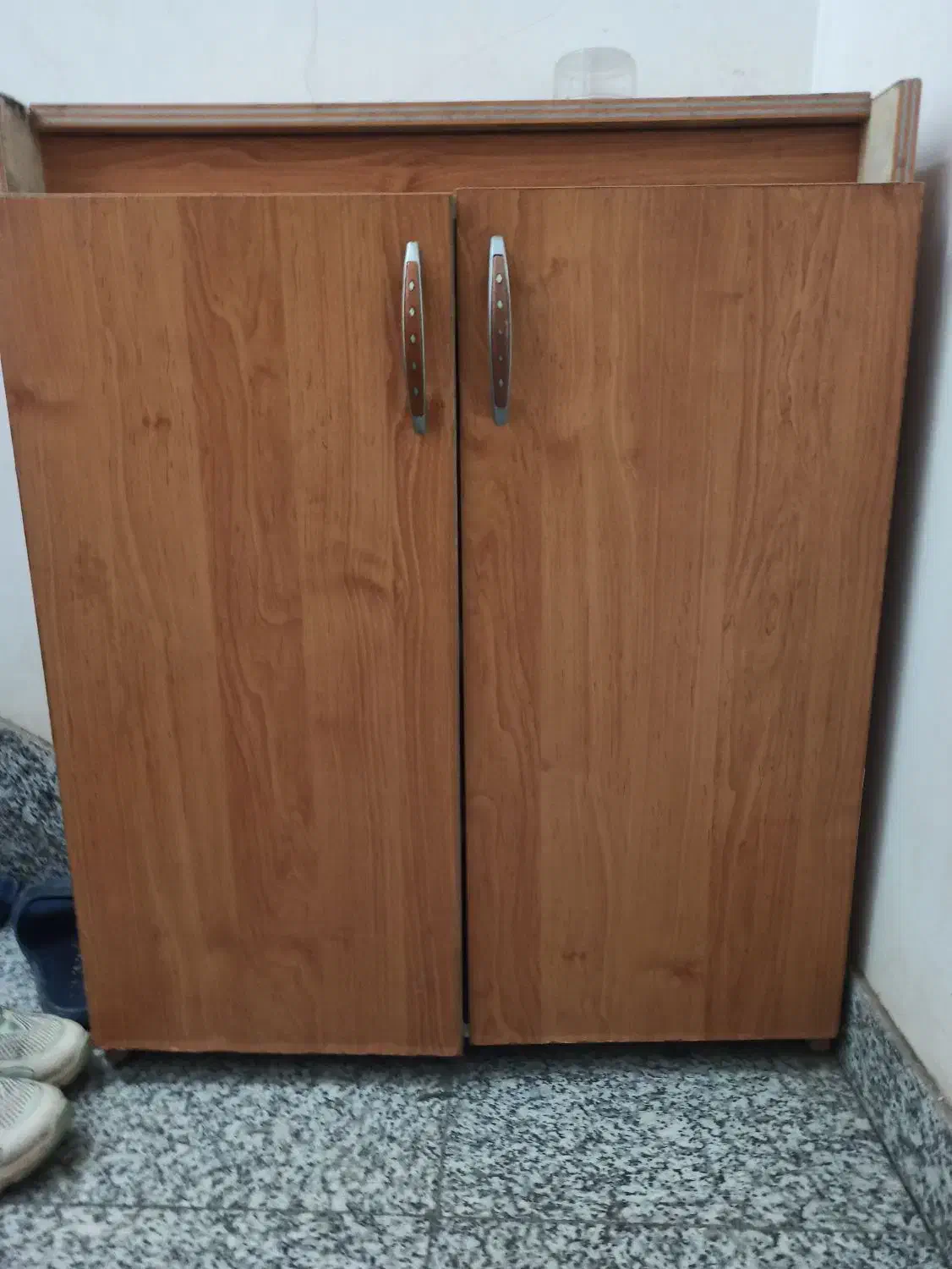 جاکفشی|جاکفشی، کمد، دراور|نیشابور, دارایی|دیوار