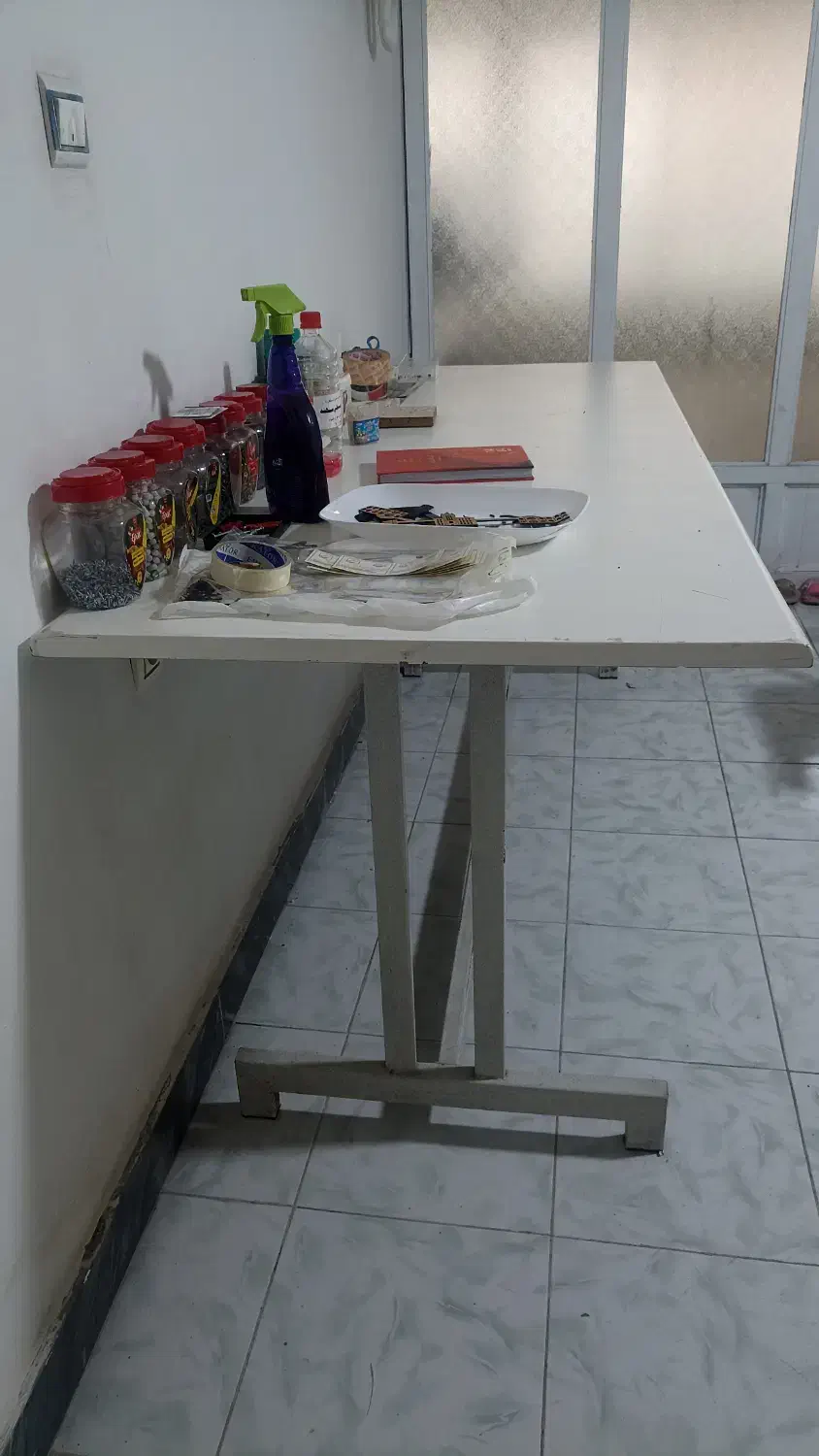 میز|میز تحریر و کامپیوتر|تبریز, |دیوار