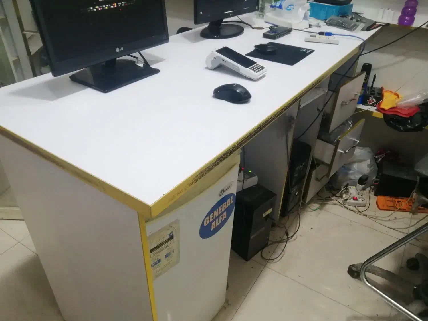 دکور ام دی اف در حد نو|فروشگاه و مغازه|برازجان, |دیوار