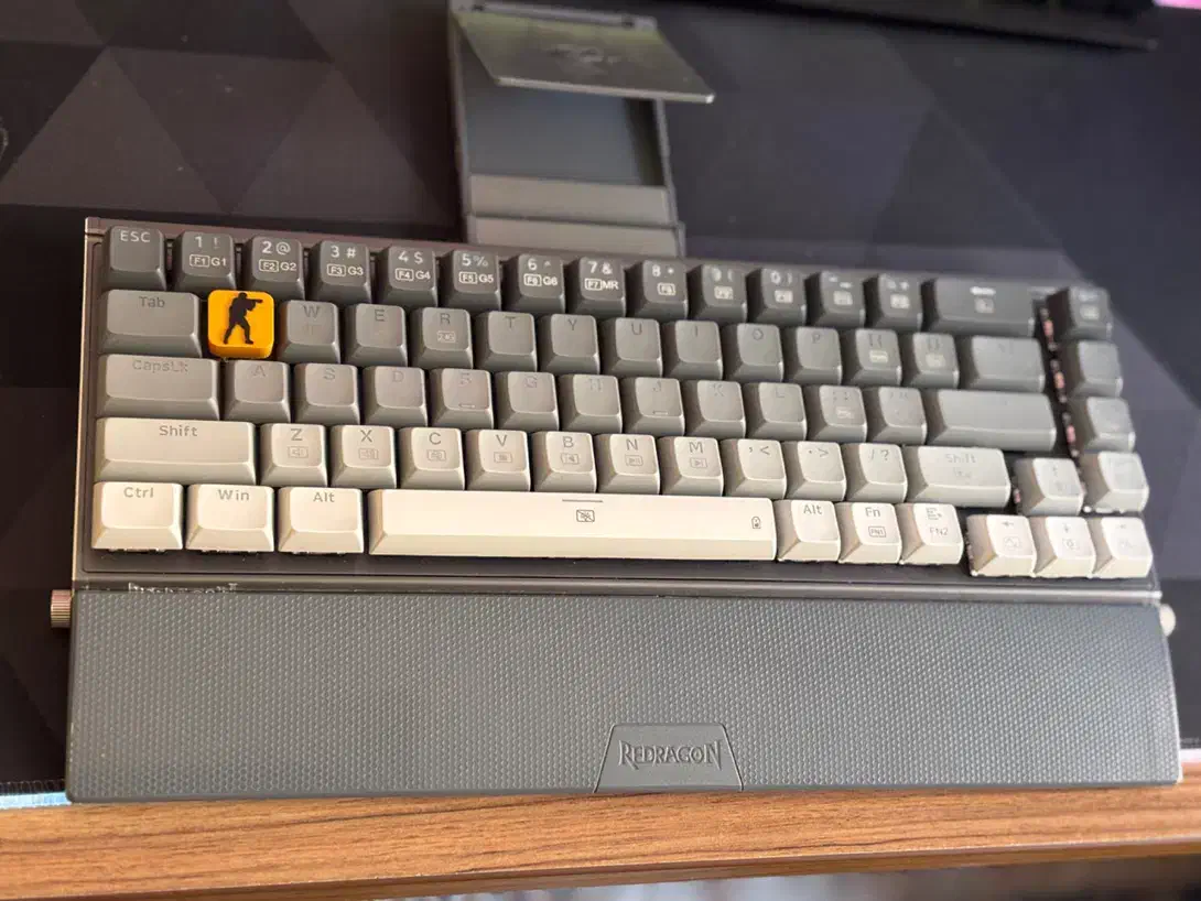 کیبورد گیمینگ|قطعات و لوازم جانبی رایانه|شیراز, بعثت|دیوار