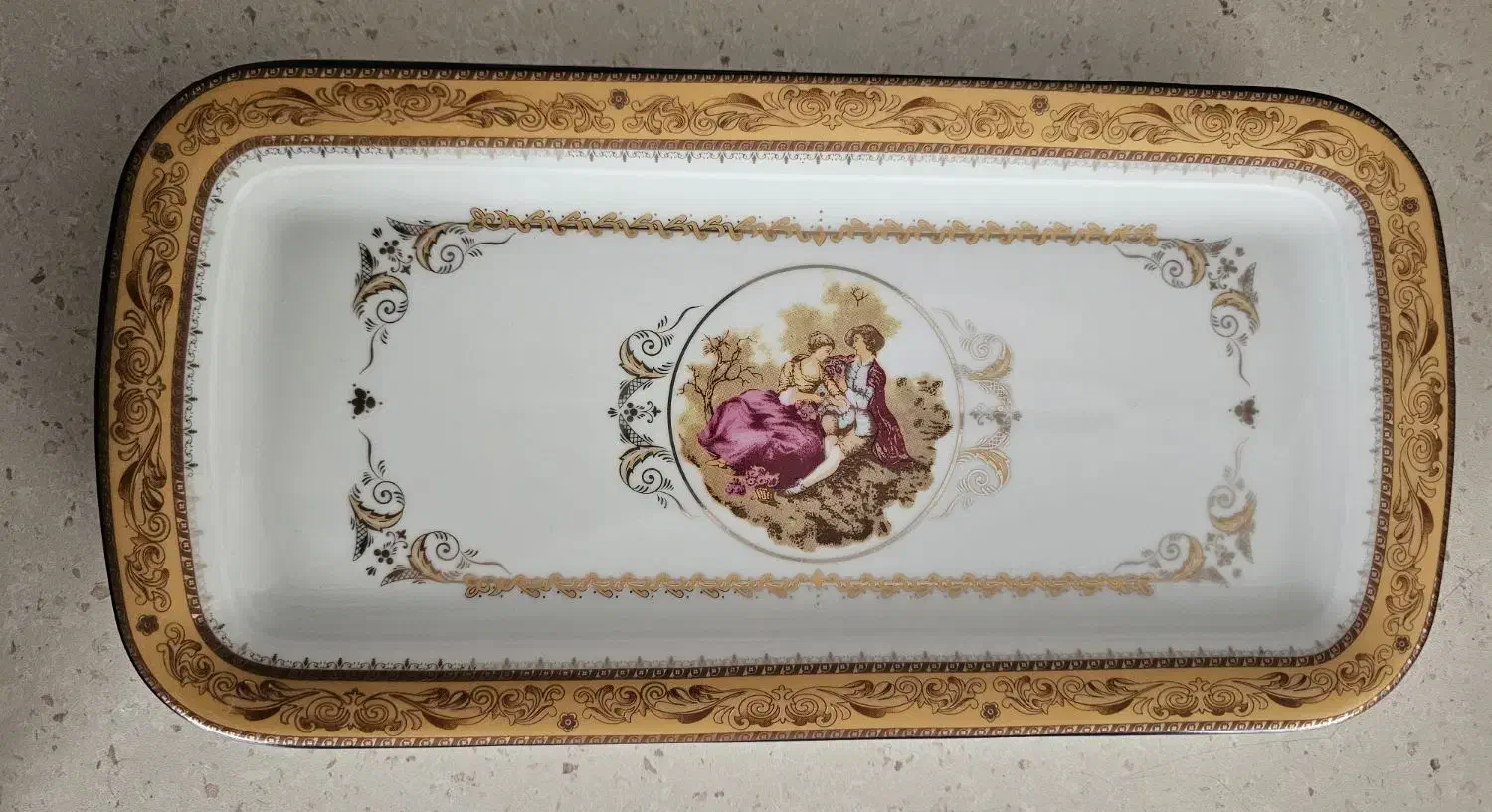 ظرف پذیرایی لمونژ|ظروف سرو و پذیرایی|اندیشه, شهرک صدف|دیوار