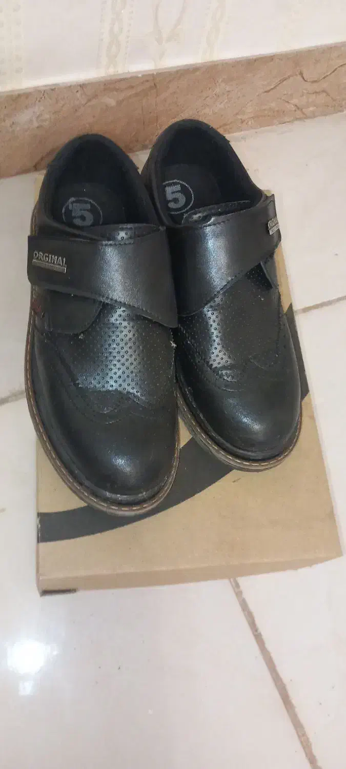 کفش پسرانه|کفش و لباس بچه|رشت, جهاد|دیوار