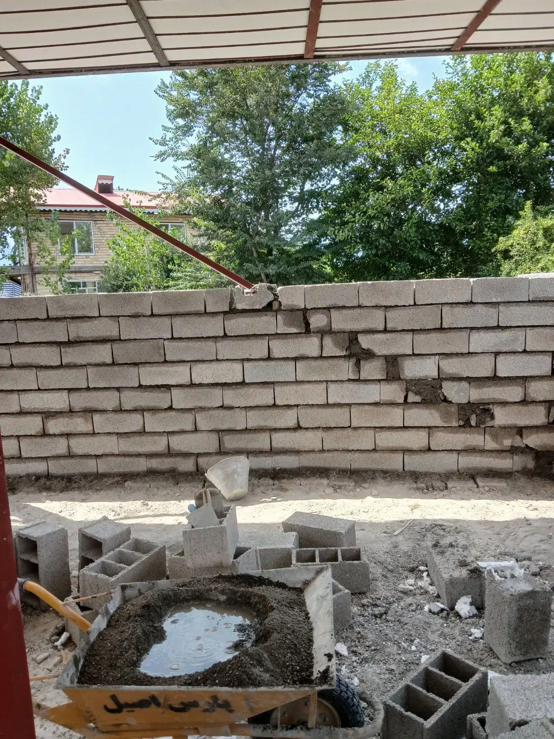 خدمات بنایی پذیرفته می‌شود|خدمات پیشه و مهارت|تالش, هشتپر|دیوار