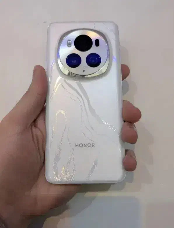 magic 6 pro|موبایل|شیراز, ارم|دیوار