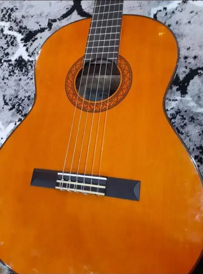 گیتارc70 yamaha|گیتار، بیس، امپلیفایر|امیدیه, |دیوار