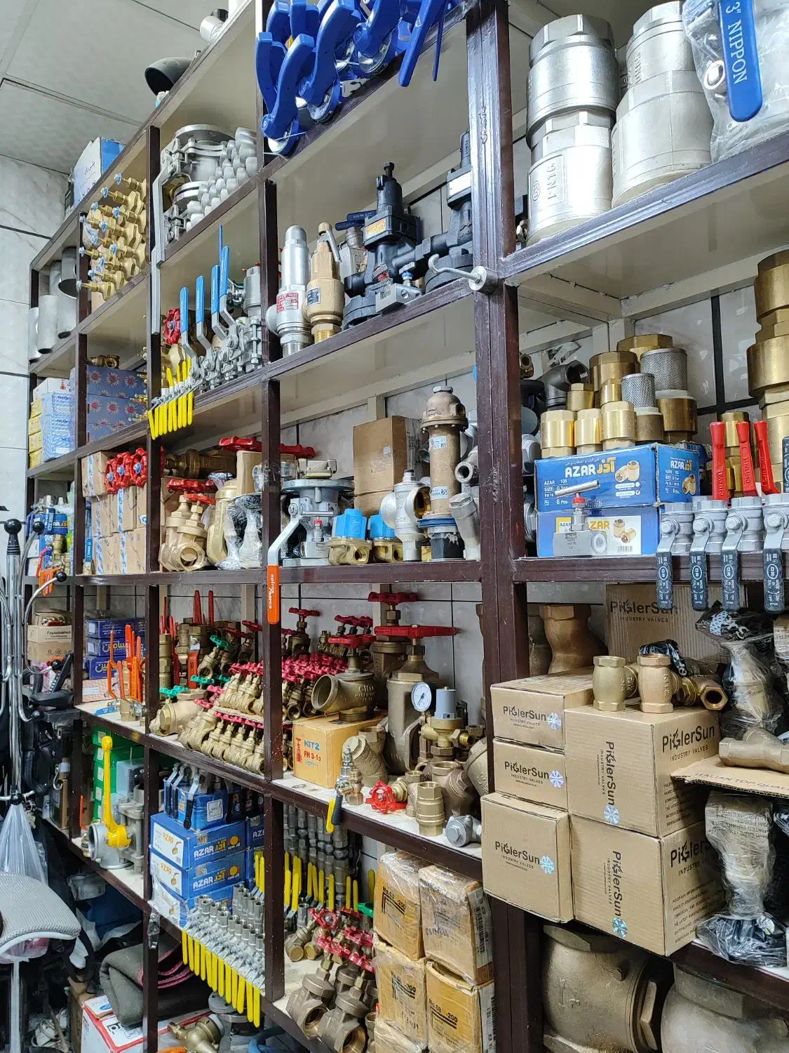 خرید و فروش شیر فلکه و شیر گازی و اتصالات نیوپایپ|مصالح و تجهیزات ساختمان|تهران, پامنار|دیوار