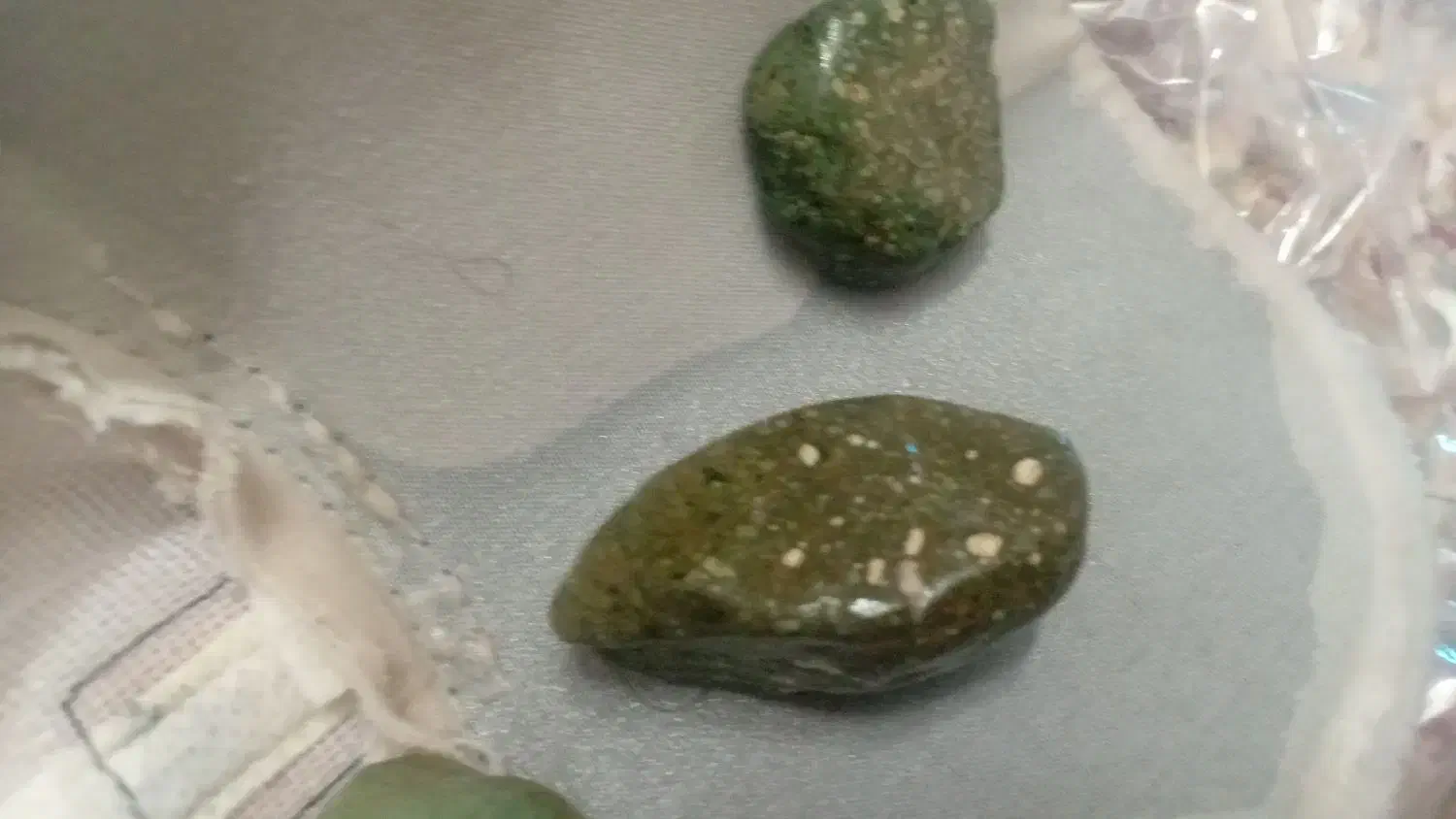 فروش سنگ های جواهراتی ونیمه جواهراتی|جواهرات|اصفهان, محله اسلامی|دیوار