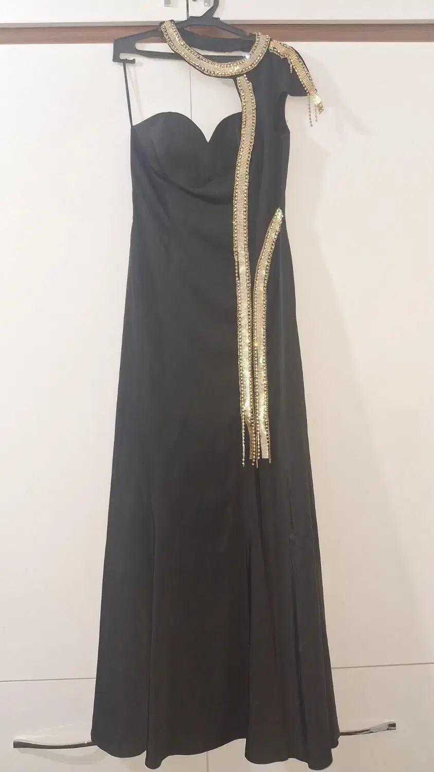 مجلسی|لباس|تربت‌حیدریه, شهرک ولیعصر|دیوار