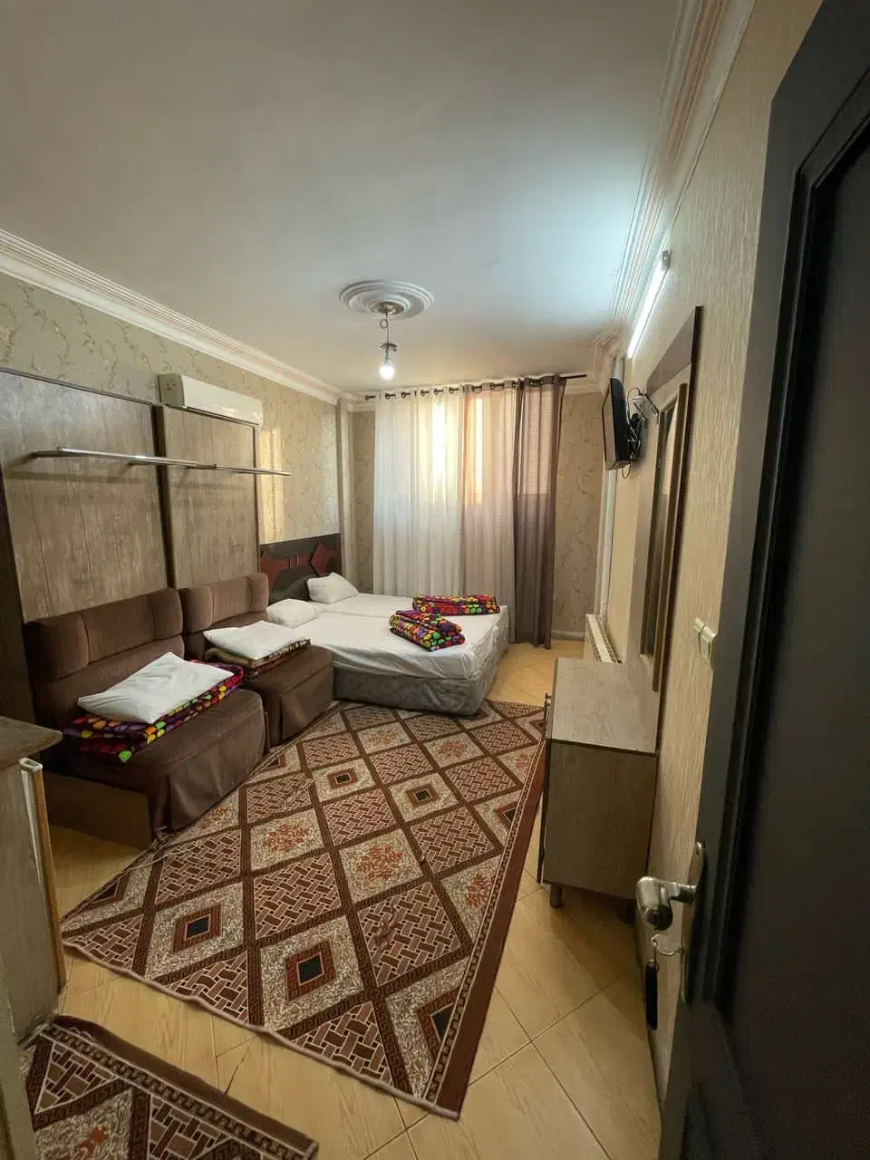 سفر به مشهد باقطار واتوبوس|تور و چارتر|بروجرد, |دیوار