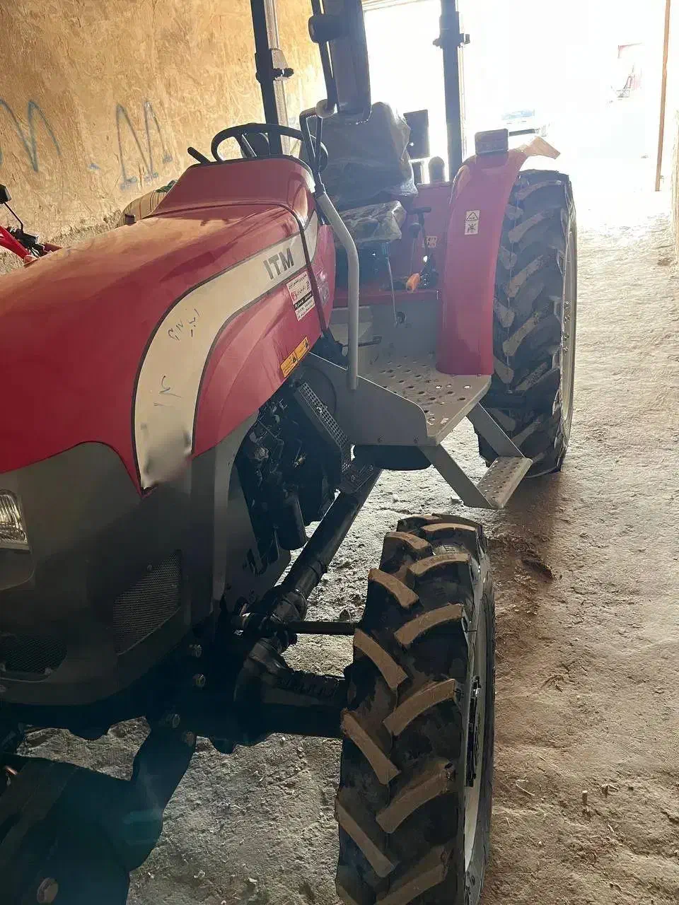 تراکتور۴۷۰ جفت خشک|خودرو سنگین|زرندیه, |دیوار
