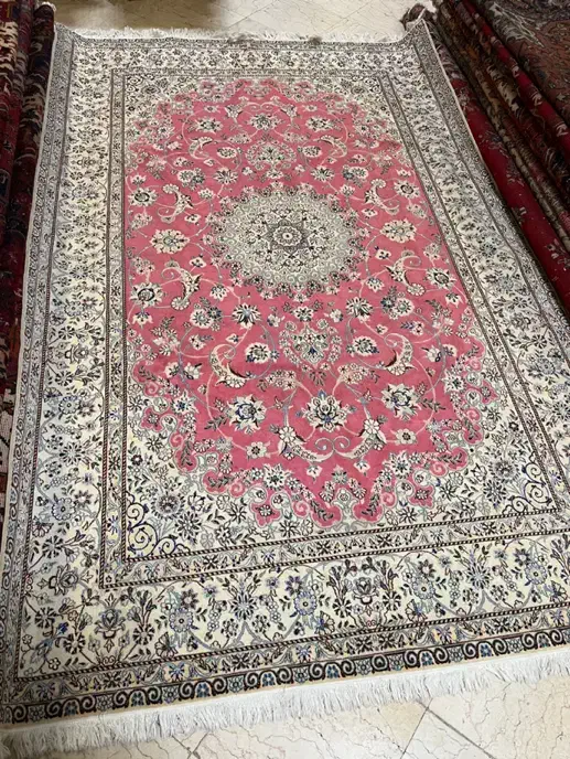 ۶ متری تک نایین گل ابریشم|فرش|تهران, سعادتآباد|دیوار