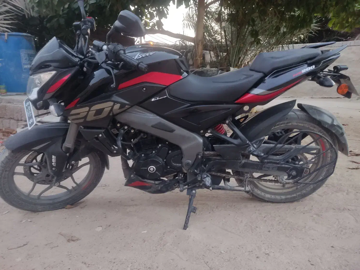 ns200|موتورسیکلت|قشم, |دیوار