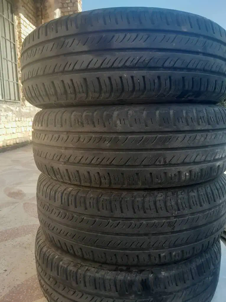 ۴ حلقه لاستیک بارز|قطعات یدکی و لوازم جانبی|شیراز, شهرک نیروی انتظامی|دیوار