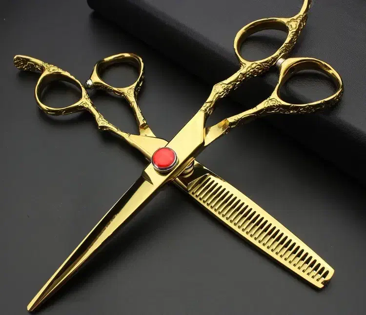 کوتاهی مو و خدمات آرایشگری|خدمات آرایشگری و زیبایی|رشت, کاکتوس|دیوار