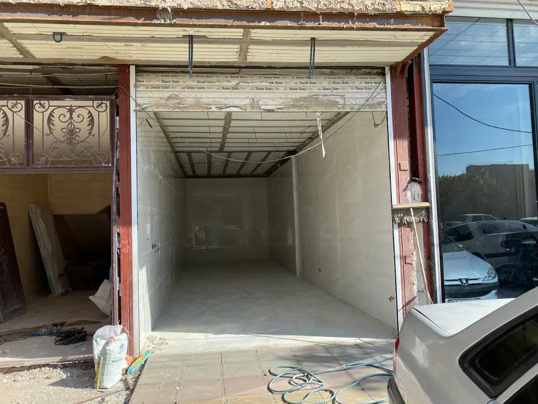 اجاره مغازه|اجارهٔ مغازه و غرفه|قم, دروازه چوبی|دیوار