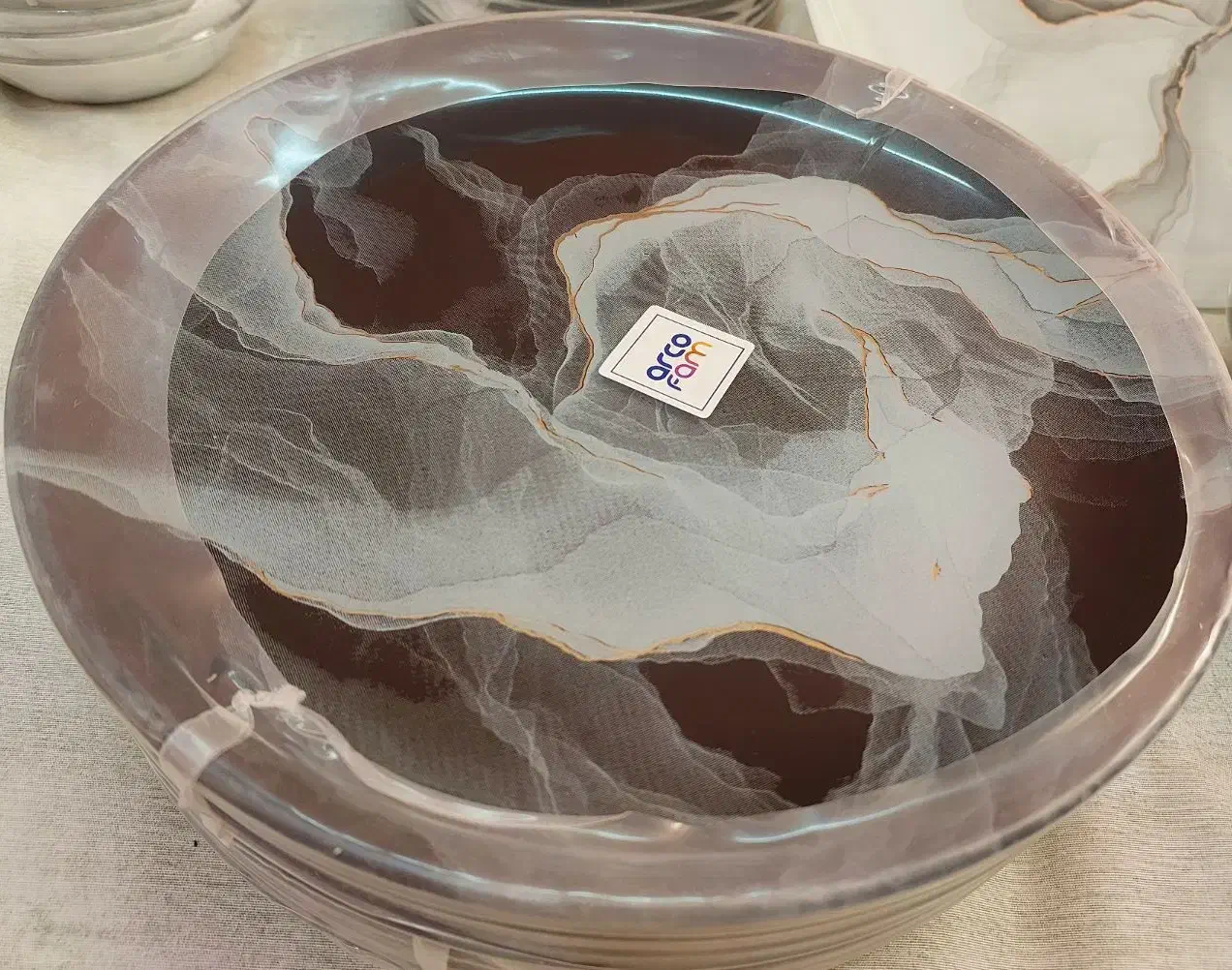 سرویس آرکوفام|ظروف سرو و پذیرایی|گناباد, |دیوار