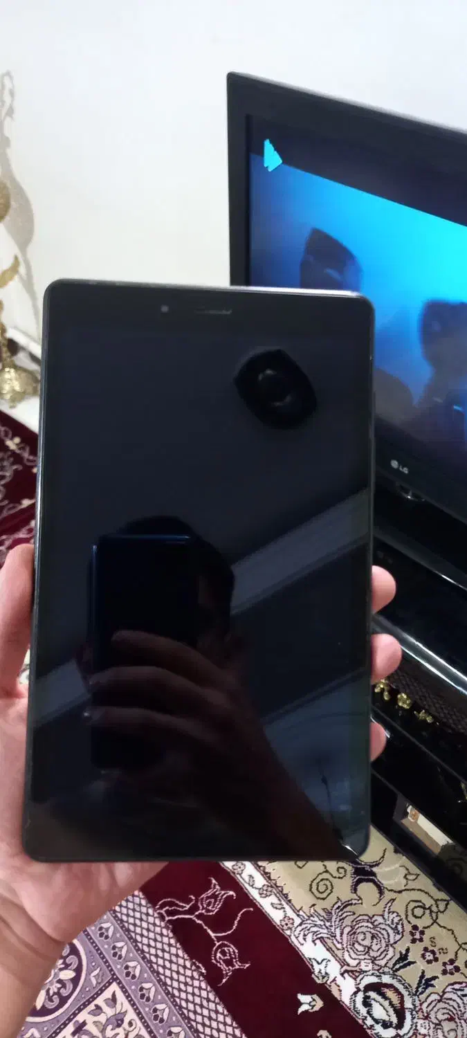 تبلت‌8اینچ‌TAB Aسامسونگ|تبلت|فردوسیه, |دیوار