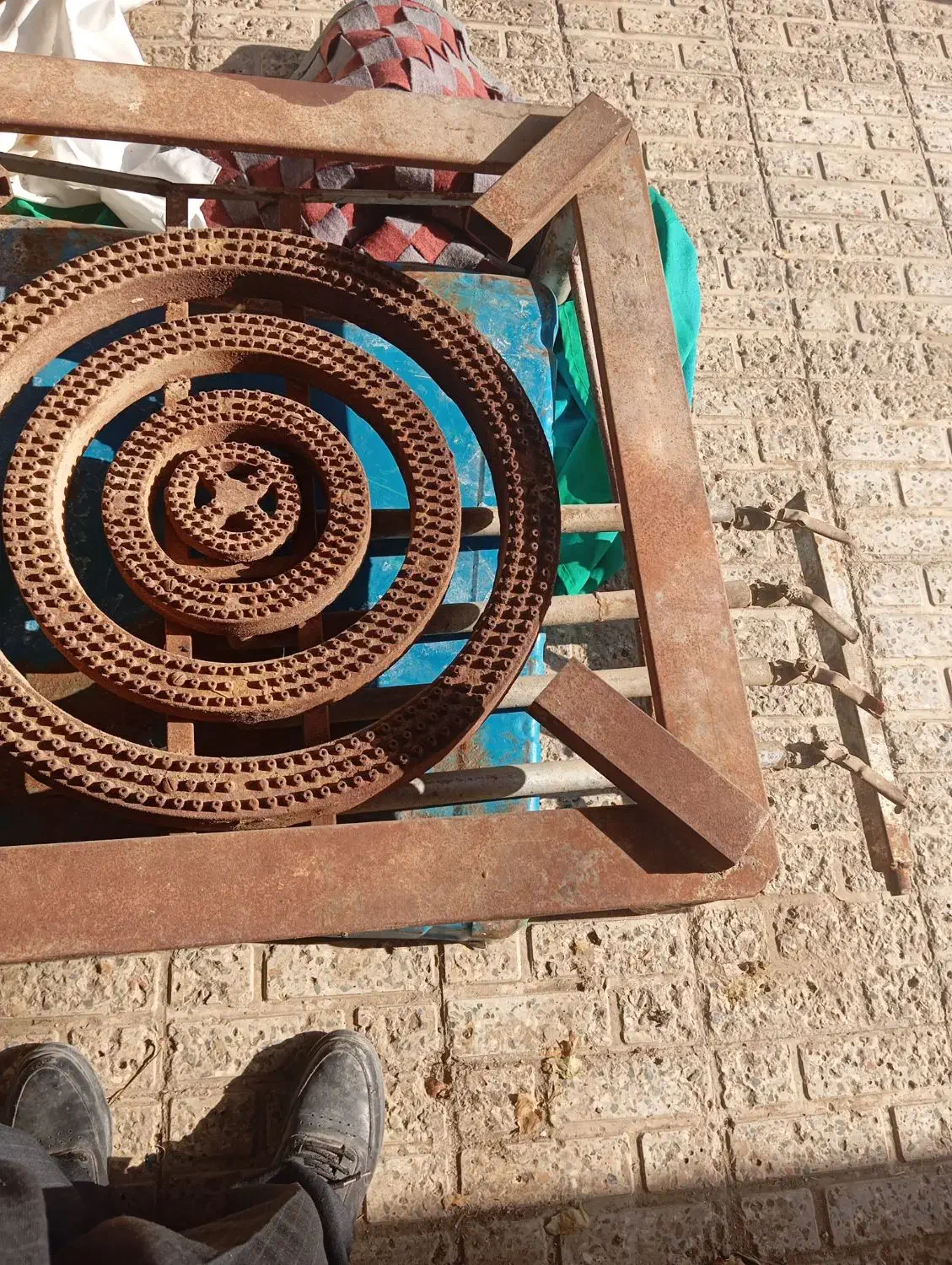 اجاق گاز چهار شعله هیئتی|اجاق گاز و لوازم برقی پخت‌وپز|تربت جام, بیست متری منبع آب|دیوار